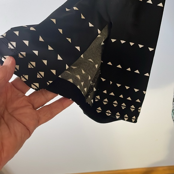 JM Collection Tunic - Picture 4 of 7